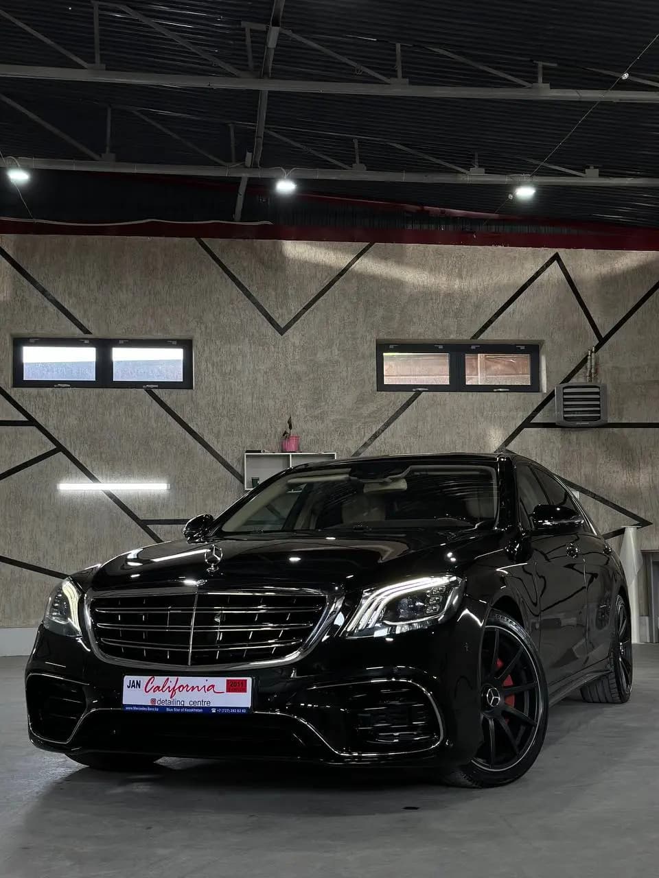 Mercedes-Benz Benz 222 2023 напрокат в Астана — Sapary