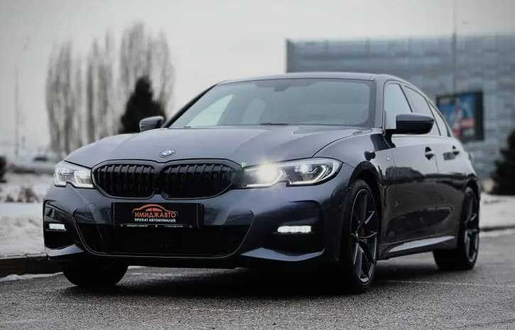 BMW 330 2022 напрокат в Алматы — Sapary