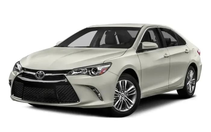 Toyota Camry - 2016 Белый 2016 напрокат в Астана — Sapary