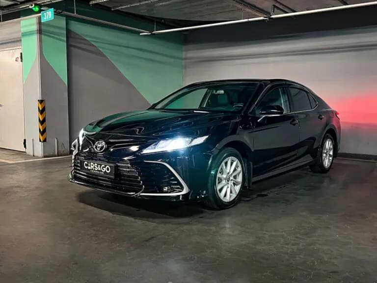 Toyota Camry 2021 напрокат в Алматы — Sapary