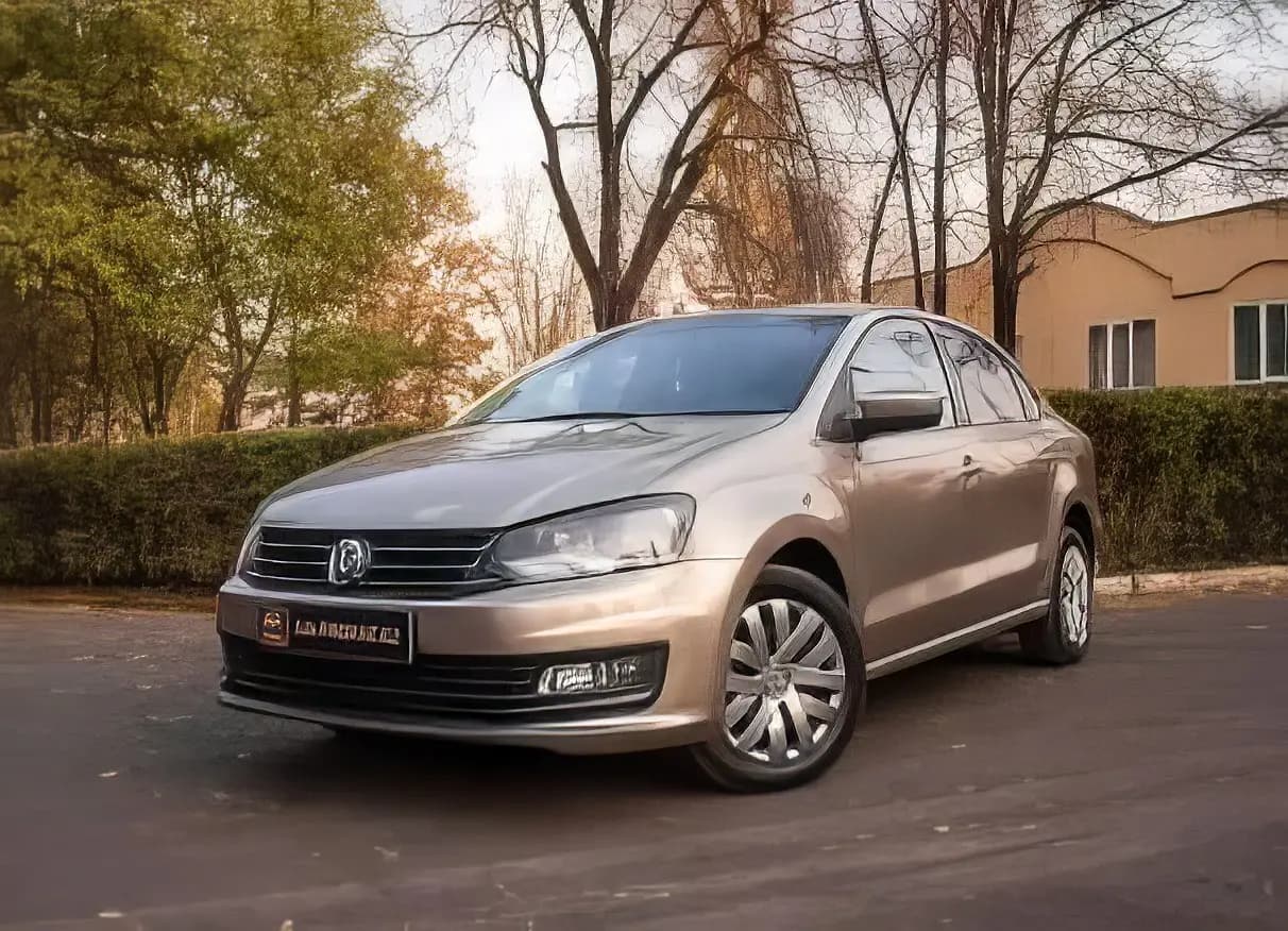Volkswagen Polo 2016 Г. 2015 напрокат в Алматы — Sapary