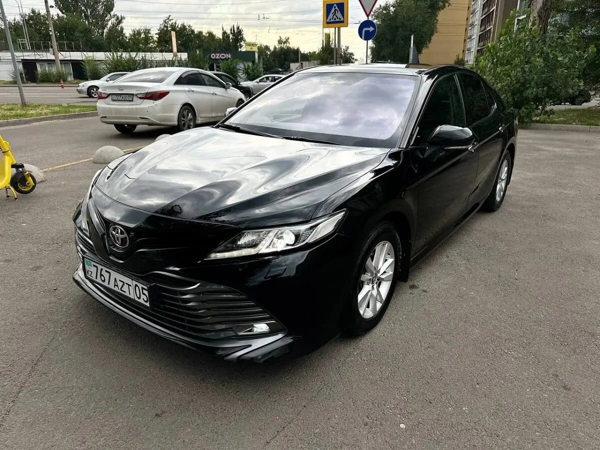 Toyota Camry 70 2.5 919 2023 напрокат в Алматы — Sapary