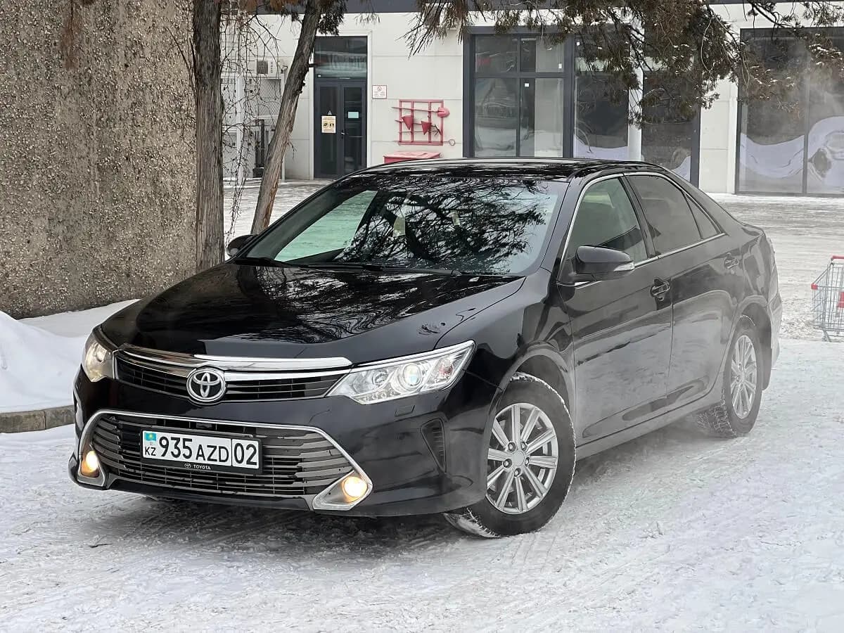 Toyota Camry 55 934 2023 напрокат в Алматы — Sapary
