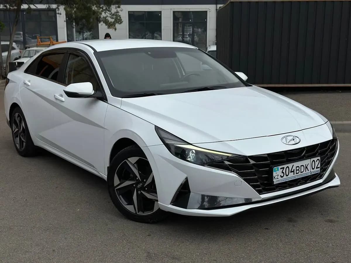 Hyundai Elantra 304 2023 напрокат в Алматы — Sapary