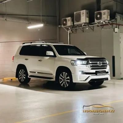 Toyota LC 200 Luxe напрокат в Астана — Sapary