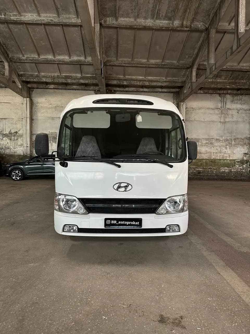 Hyundai County (21 Место) напрокат в Алматы — Sapary