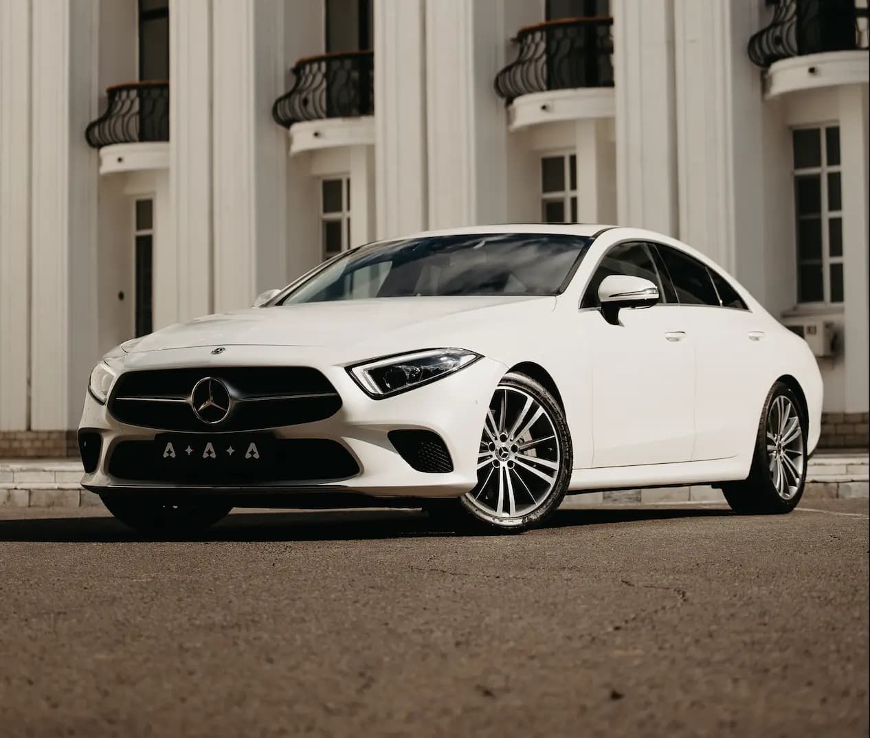 Mercedes-Benz Benz CLS 400 напрокат в Астана — Sapary