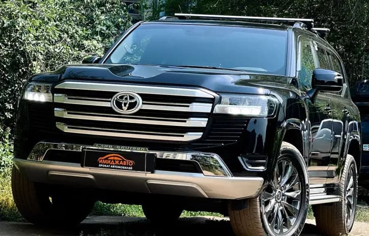 Toyota Land Cruiser 300 2022 напрокат в Алматы — Sapary